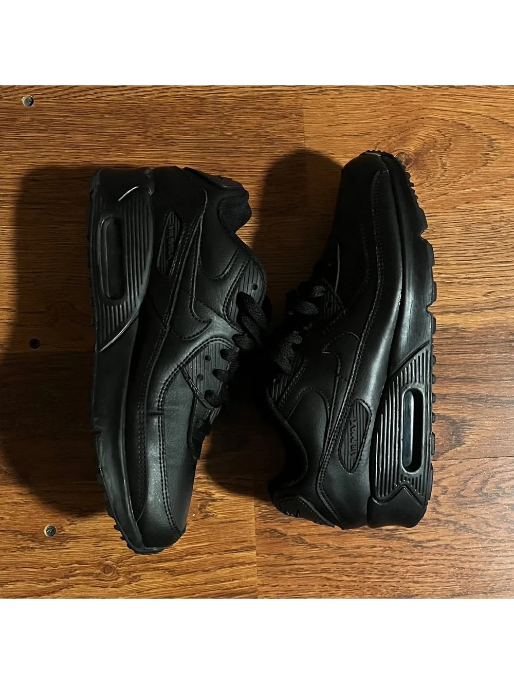 Nike Air Max Black Leather Sneakers Youth Size 6Y